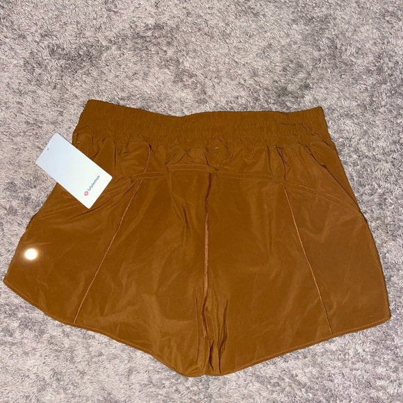 lululemon track that mr shorts - size: 14 NWT - Picture 4 of 8